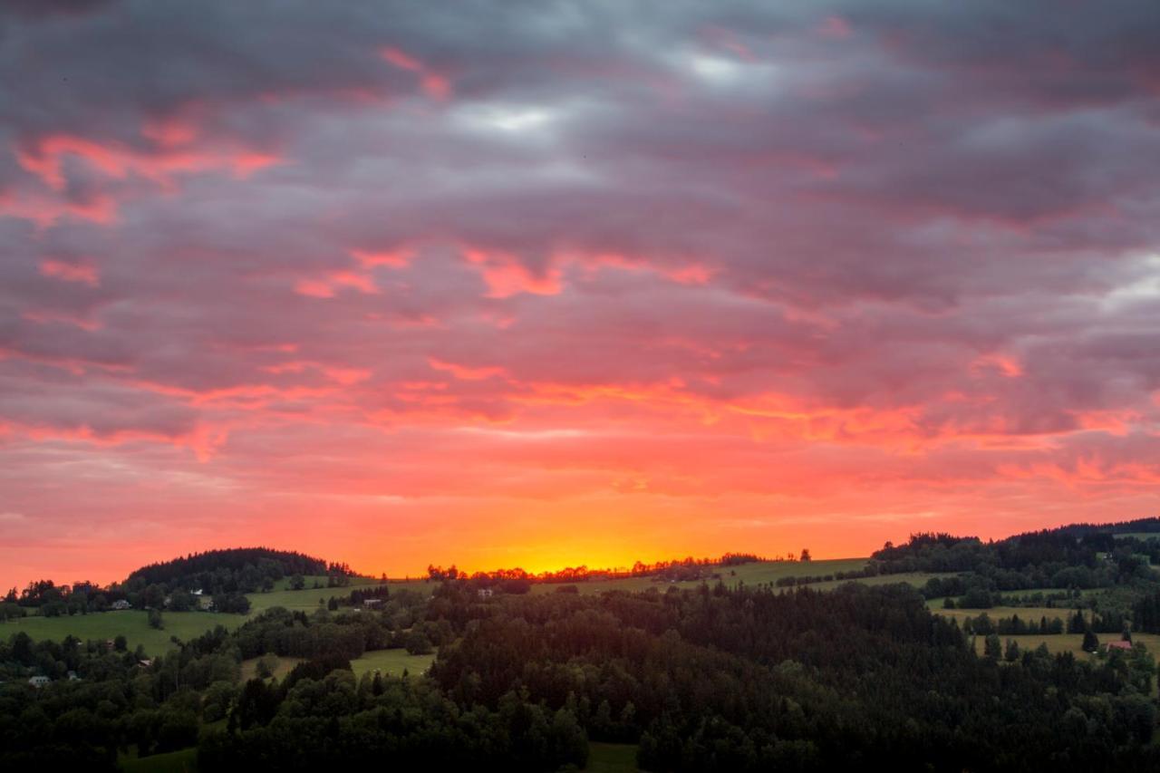 Penzion Pohlednicka Hotel Benecko Bagian luar foto